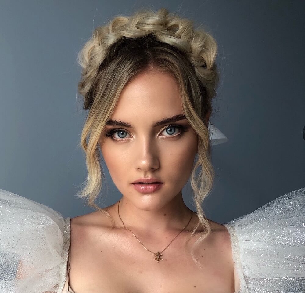 Юлия Щербакова